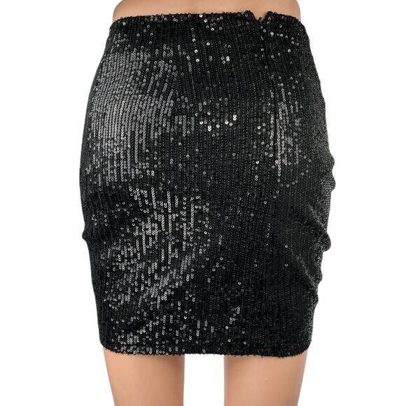 Lioness Diamonds In The Sky Black Sequin Ruched Mini Pencil Bodycon Skirt Sz XS - Picture 3 of 5